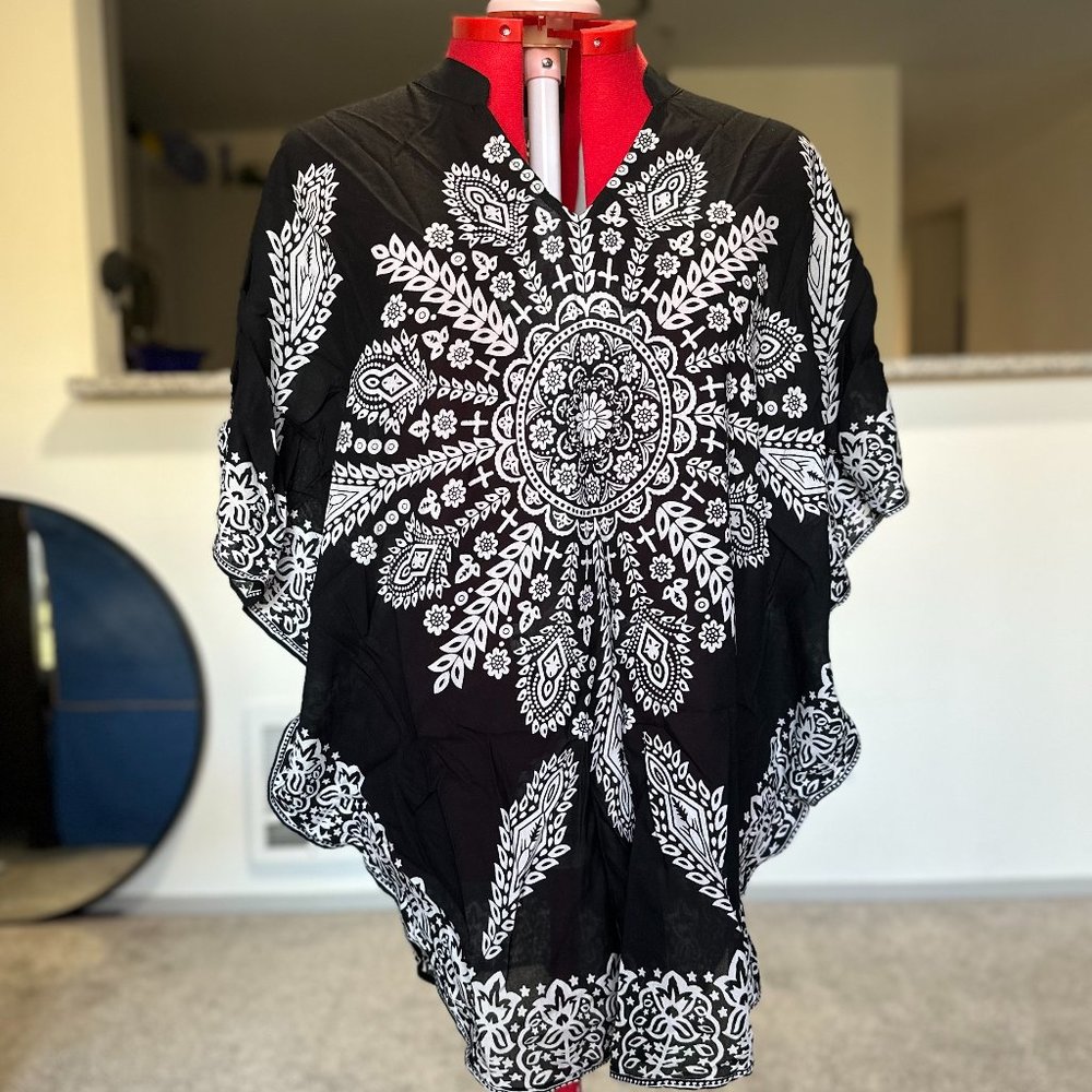 Feathers By Tolani Mandala Blouse